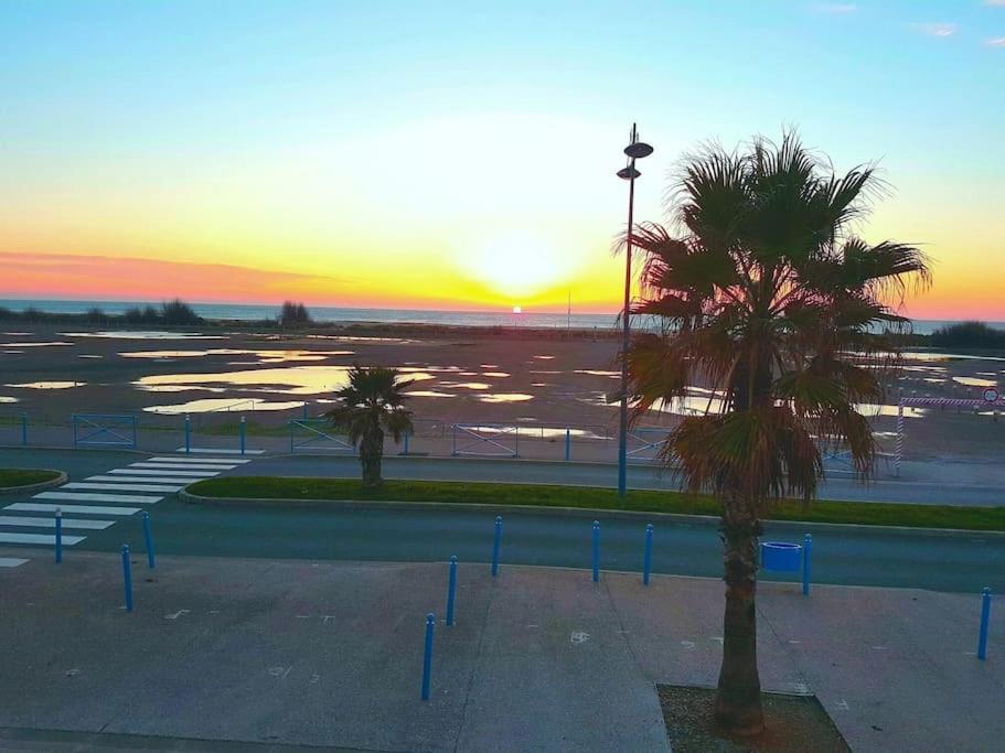 Appartement Proche De La Plage Saint-Pierre-la-Mer  Luaran gambar