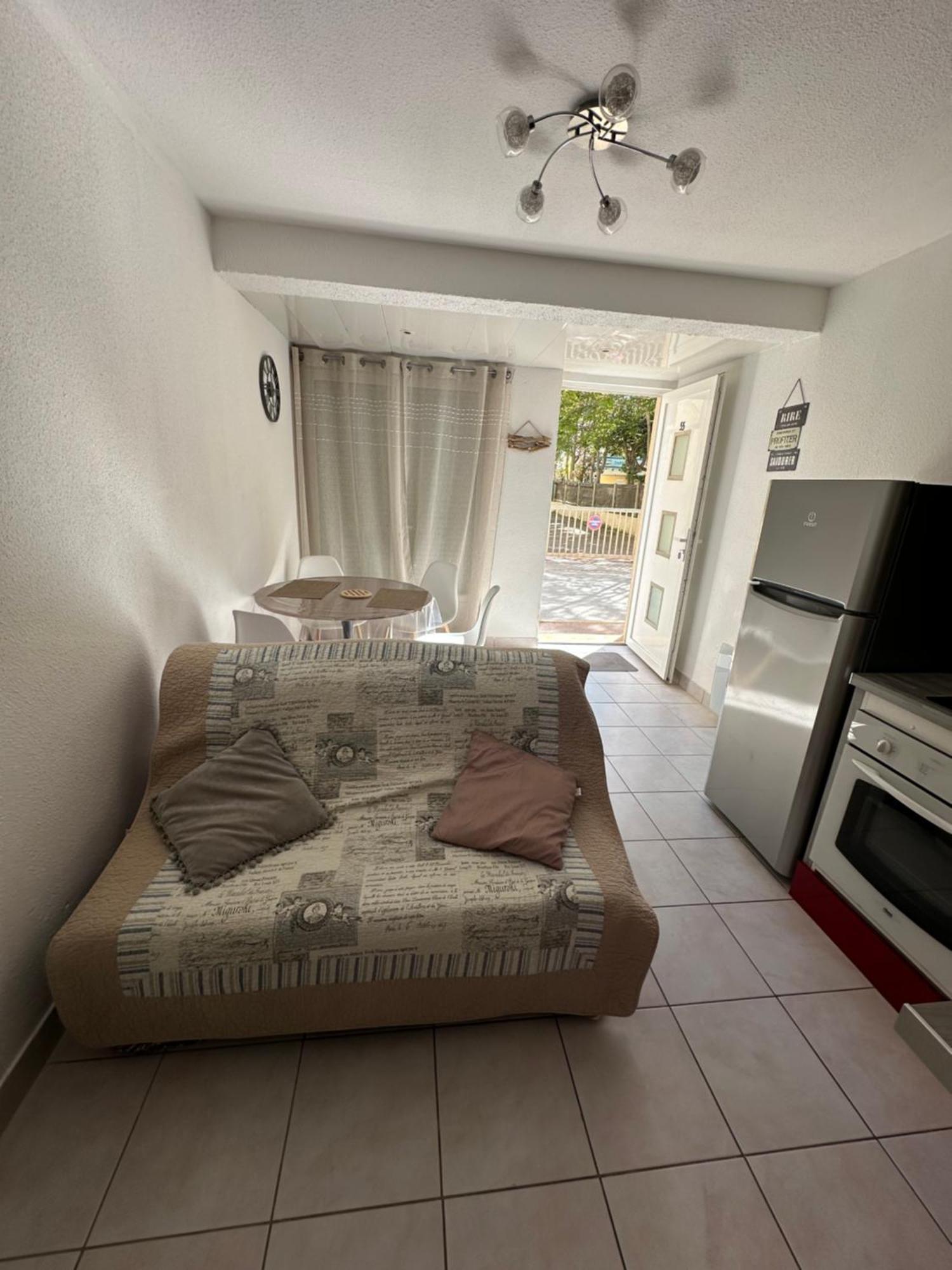 Appartement Proche De La Plage Saint-Pierre-la-Mer  Luaran gambar